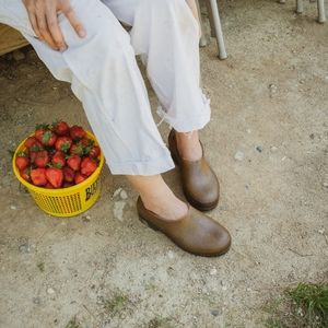 Plasticana garden clogs
